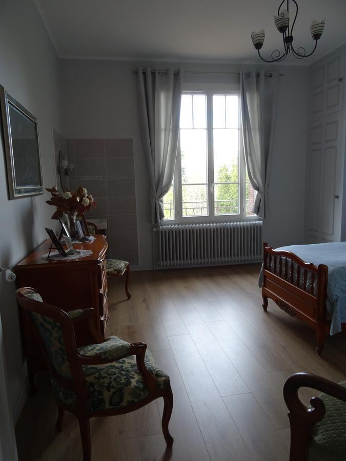 Chez Sylvie Hotel Sainte-Foy-lès-Lyon Екстериор снимка