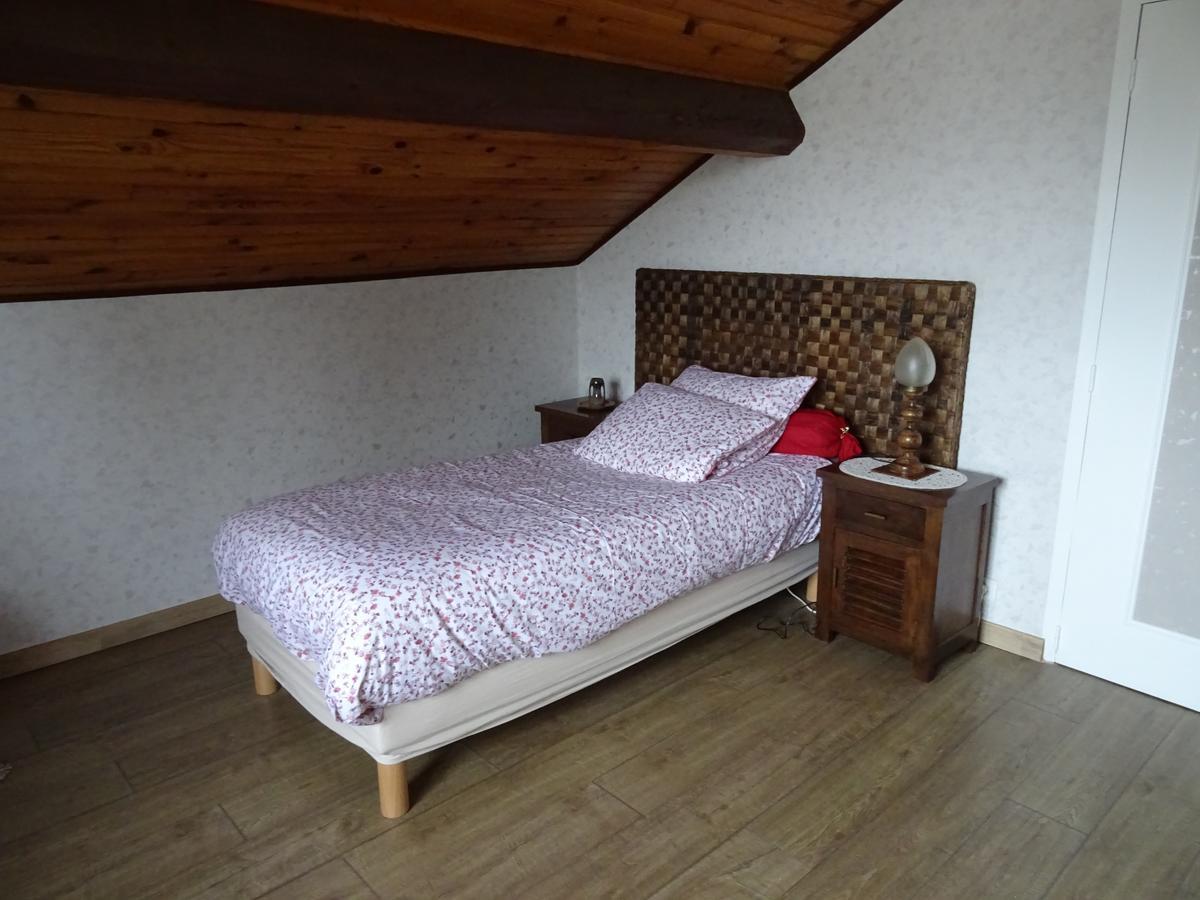 Chez Sylvie Hotel Sainte-Foy-lès-Lyon Екстериор снимка