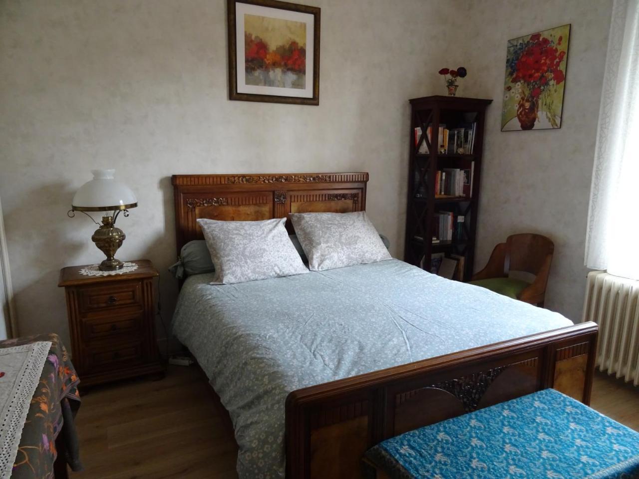 Chez Sylvie Hotel Sainte-Foy-lès-Lyon Екстериор снимка